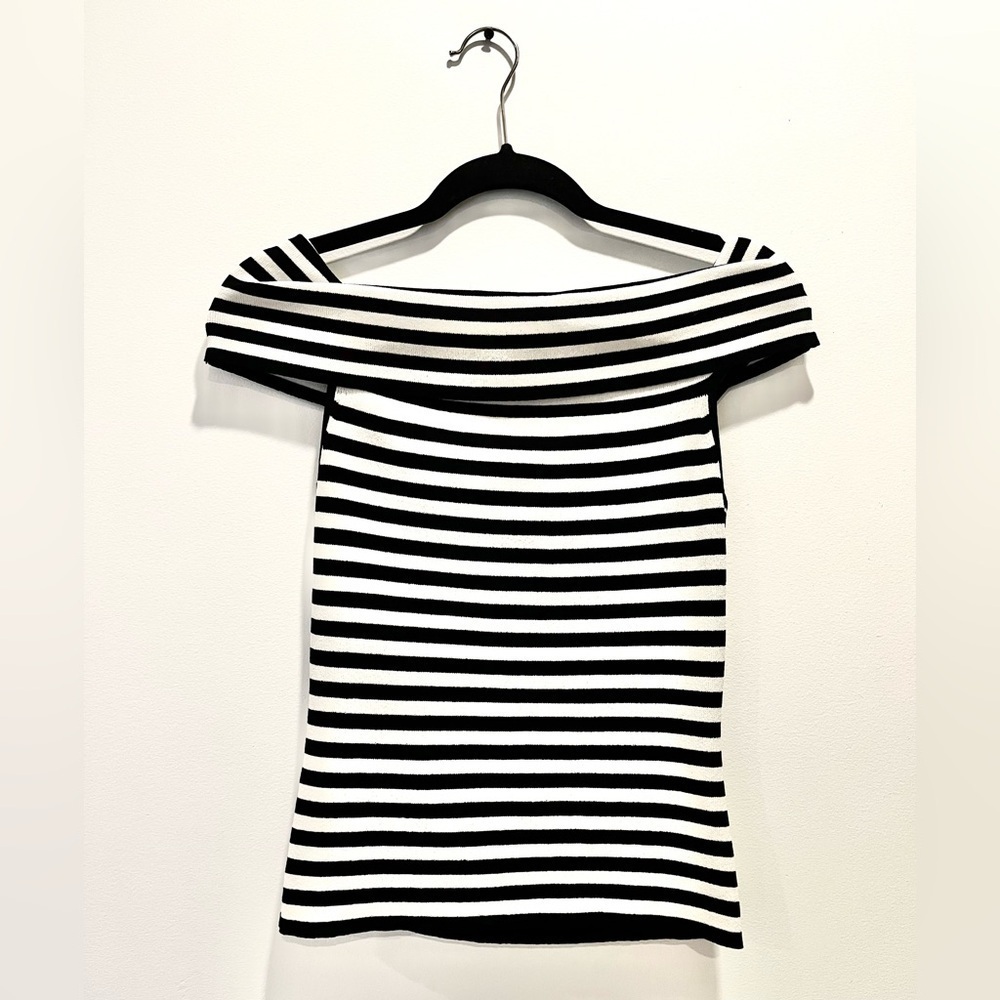 Danier Black White Striped y2k Off the Shoulder Stretch Short Sleeve Blouse Top